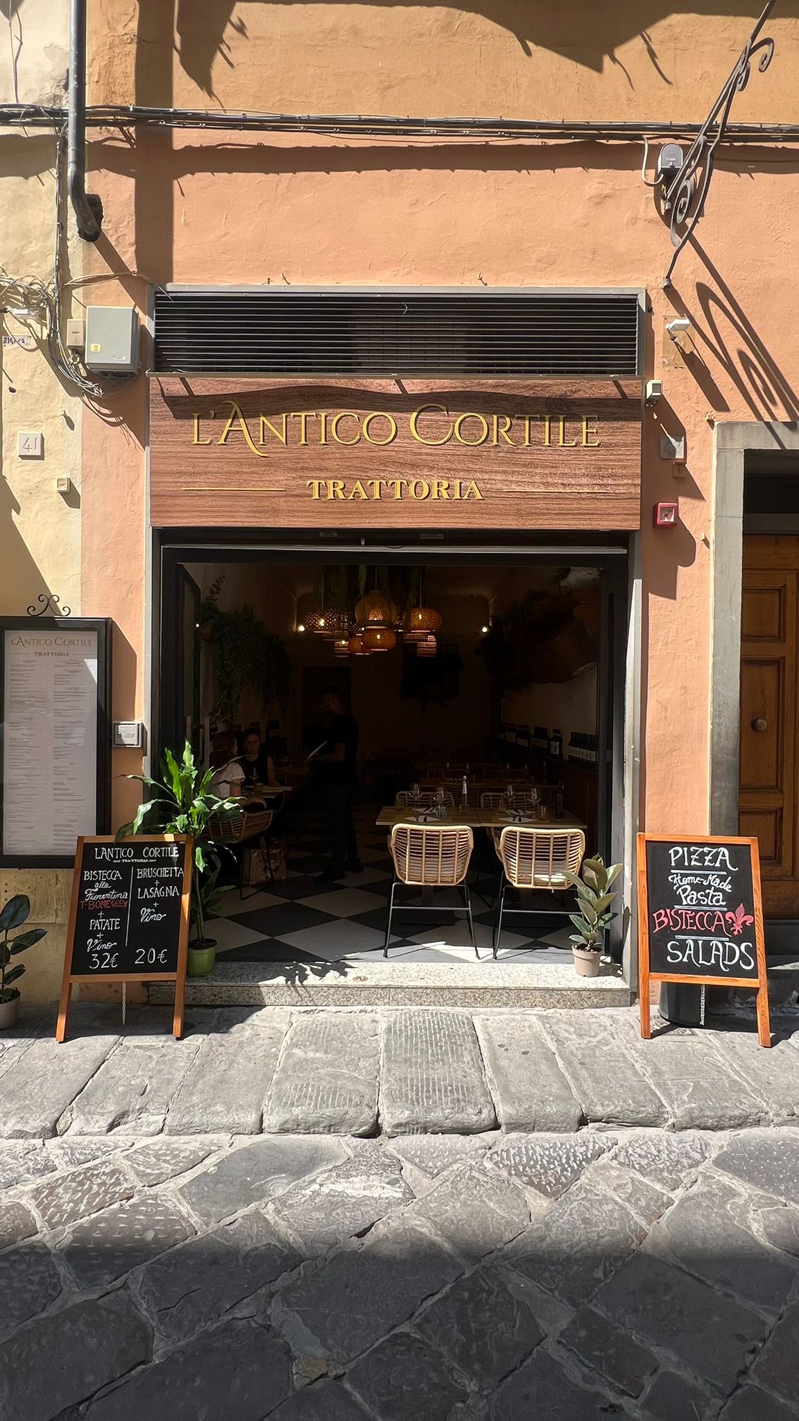 TRATTORIA ANTICO CORTILE